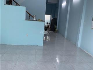 Nhà cao ráo, rộng rãi dt 5*20, 1 lầu , hưng long , bình chánh. đường xe hơi hơi. cam kết đúng.