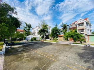 Him lam  lô đất p.trườngthọ  100m2 ful thổ cư viwe công viên  gần ga metro  giá  9.6 tỷ