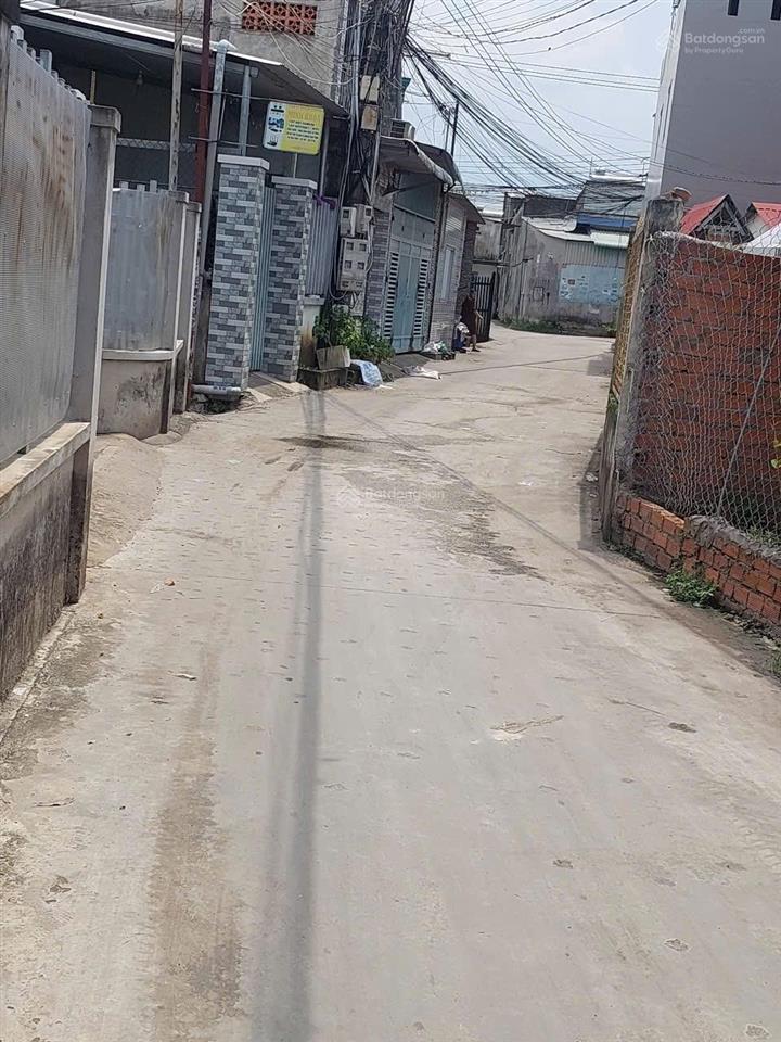 Gđ cần tiền bán gấp lô đất 3 mặt tiền sổ hồng thổ cư 100%