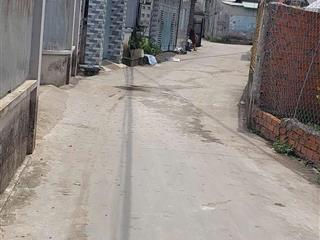 Gđ cần tiền bán gấp lô đất 3 mặt tiền sổ hồng thổ cư 100%