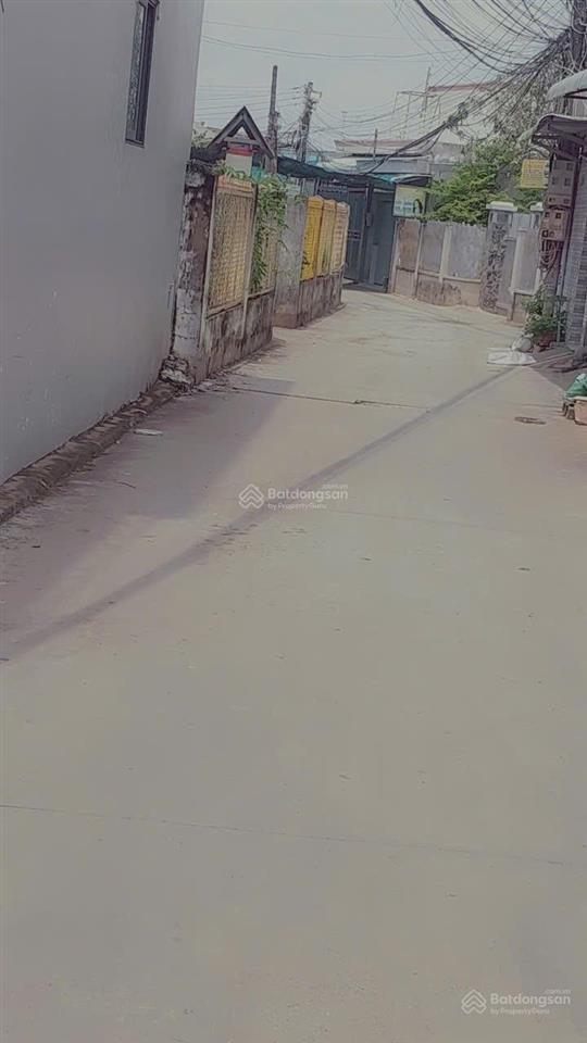 Gđ cần tiền bán gấp lô đất 3 mặt tiền sổ hồng thổ cư 100%