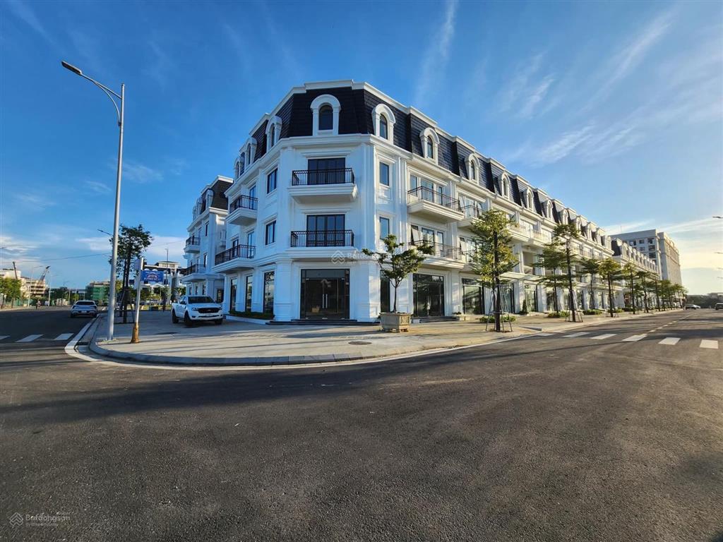 Nhà 4 tầng phú xuân citysổ hồng ngay