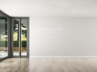 Nhà mặt tiền ngang 8m nguyễn thị thập ngay nt . nhà mặt tiền kinh doanh  0972 385 ***