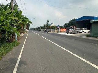 Bán gấp 300m2(6x50) thổ cư mặt tiền đường nhựa 32m ngay khu công nghiệp mỹ phước 2,3 chỉ hơn 2 tỷ