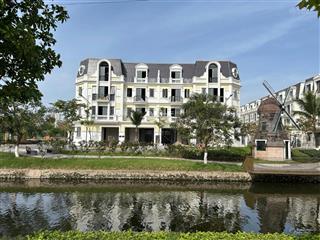 Bán căn góc 144m2 shophouse 2 mặt tiền có hầm 4 tầng hướng trực diện khu thấp tầng và cao tầng tmdv