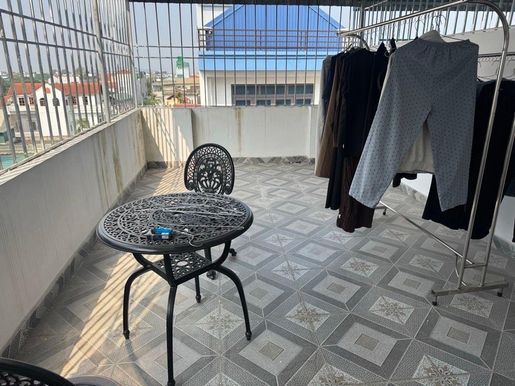 Bán nhà Lê Văn Lương, ô tô 7 chỗ đỗ sát cửa, gần phố, cạnh trường học, 34m2, hơn 7 tỷ