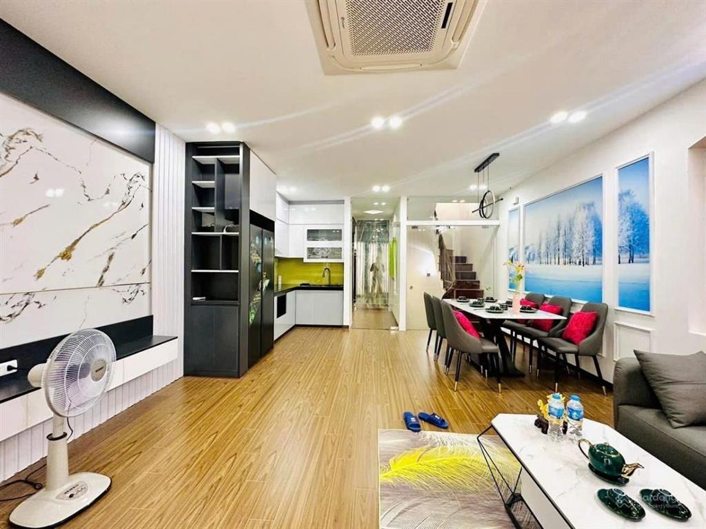 Siêu phẩm phân lô vương thừa vũ 52m, 7 tầng thang máy, gara, giá nhỉnh 21 tỷ