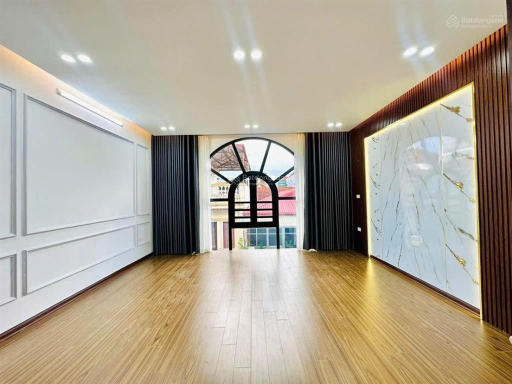 Siêu phẩm phân lô vương thừa vũ 52m, 7 tầng thang máy, gara, giá nhỉnh 21 tỷ