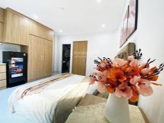 Gấp! bán tòa chung cư mini ngọc khánh, dt 85tr/th, 16p, 2 thoáng, ba gác đỗ cửa, 20m ra phố, 72m2.