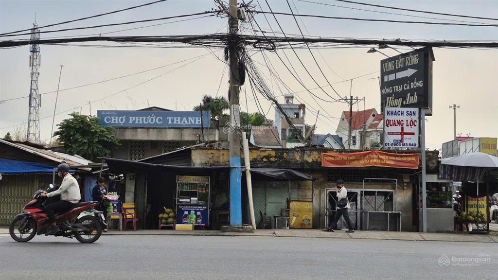 Chính chủ bán đất riêng 150m hai mặt tiền, bán kính 1km gần khu công nghiệp, chợ, trường học.