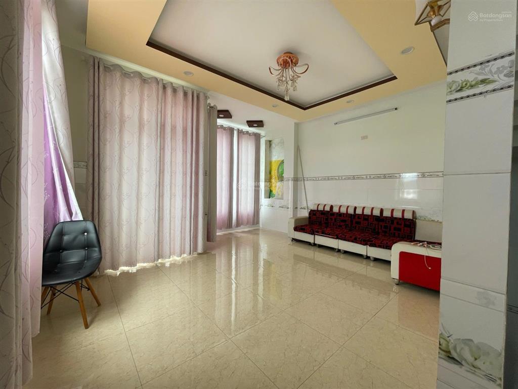 Bán nhà ô tô đậu cửa  3 tầng  dt 86m2  3pn  3wc  vĩnh hoà  nha trang  chỉ 4tỷ5 (gần biển)