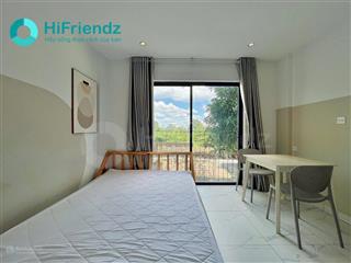 Cho thuê căn hộ bancol thoáng ngay trung tâm quận 2