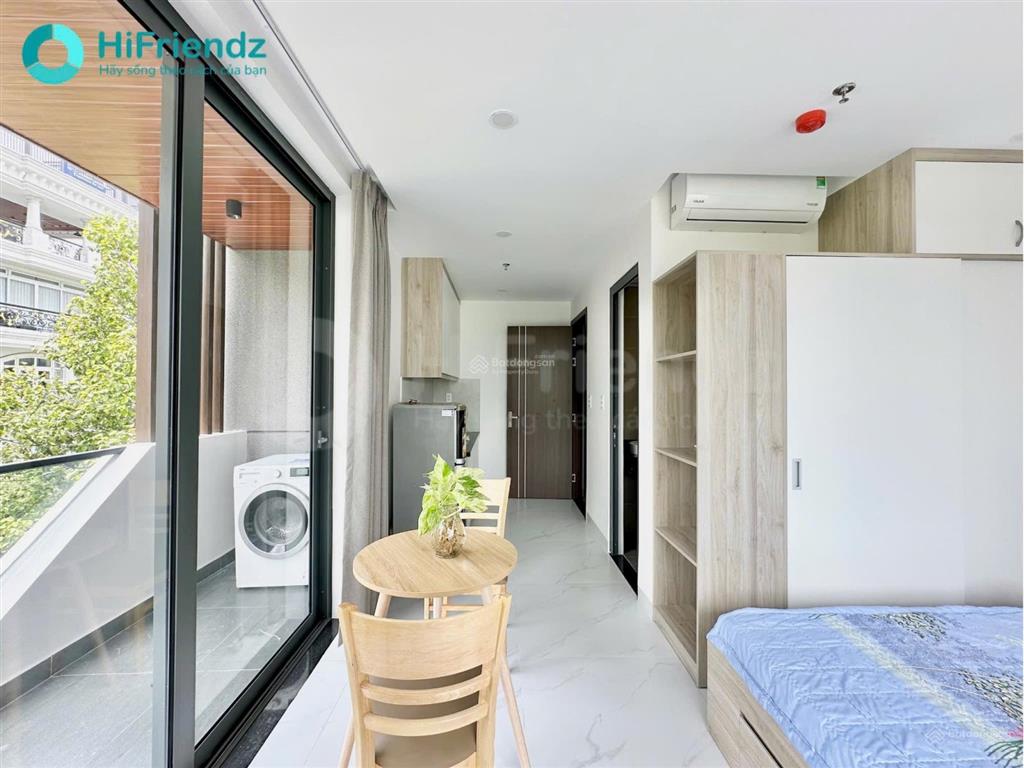 Cho thuê căn góc ban công bao quanh full nội thất, giá cả thương lượng nếu khách hàng thiện chí