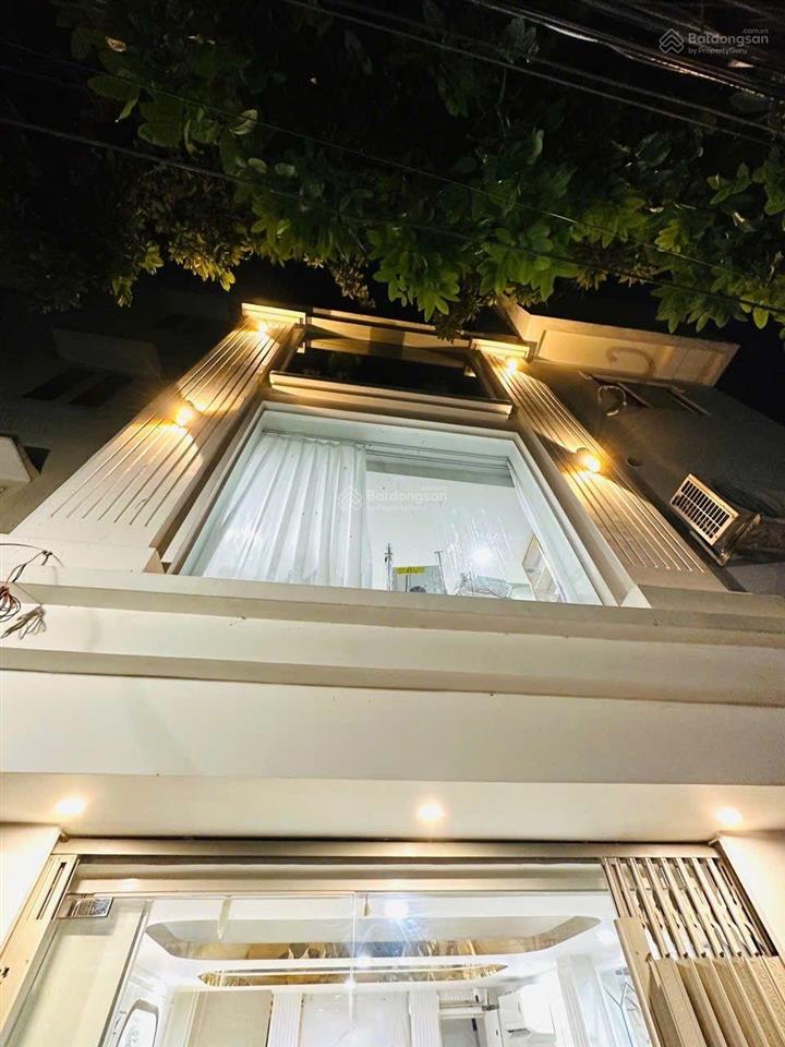 Bán gấp xuất cảnh  21m  3 tầng  giá 5.7 tỷ