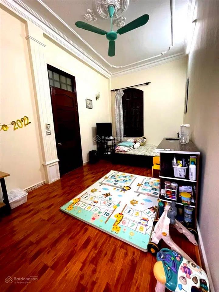 Cần bán gấp gần mặt phố võ thị sáu  sđcc 240m2  mặt tiền 13m  vỉa hè  giá 40 tỷ