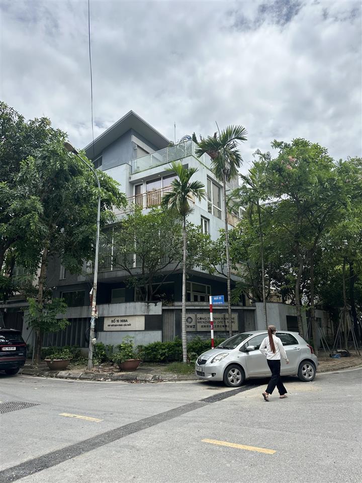 Bán nhà biệt thự 200m2 tại yên hòa, cầu giấy, hà nội, giá 75 tỷ, tell 0934 455 *** mr biên