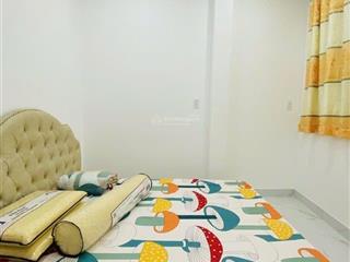 Bán gấp xuất cảnh  25.6m  3 tầng  giá 5.68 tỷ  nhà lý thái tổ quận 10