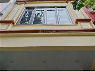 Cho thuê nhà phố an trạch, cát linh , đống đa . 45m x 5t