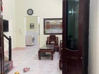 Cho thuê nhà đê la thành, phường ô chợ dừa, quận đống đa, 50m x 3t , 3pn