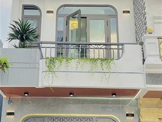 Bán gấp nhà đ.ung văn khiêmq.bình thạnh.giá 3tỷ990/74,73m2,cho thuê 20tr.gần đại học hutech