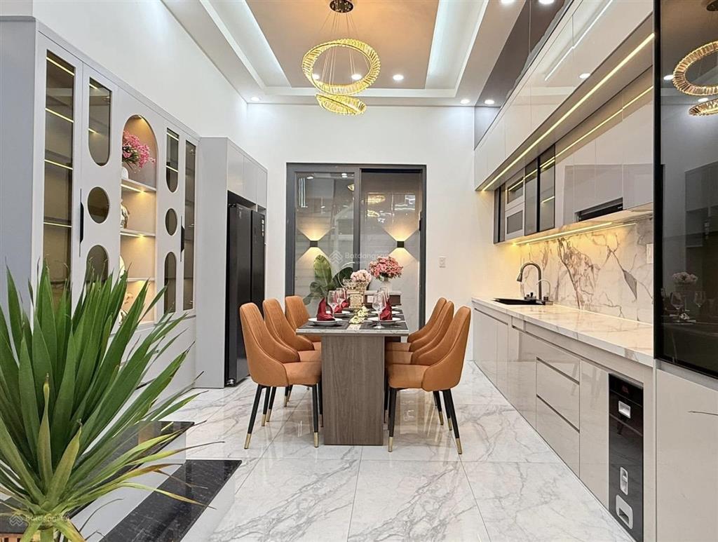 Bán gấp nhà đ.quang trungq.gò vấp.giá bán 3tỷ530tr/72m2,cho thuê 15tr/tháng.gần chợ hạnh thông tây