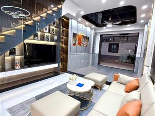 Cặp song sinh hiện đại có 1 0 2, tại kdc thesuil, đào tông nguyên, mới tinh, chỉ xách vali vào ở.