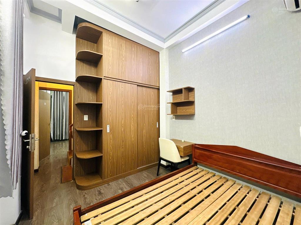 Nhà 122/22 4 tầng btct xô viết nghệ tĩnh  cách q1 1 phút đi bộ  nhỉnh 6 tỷ