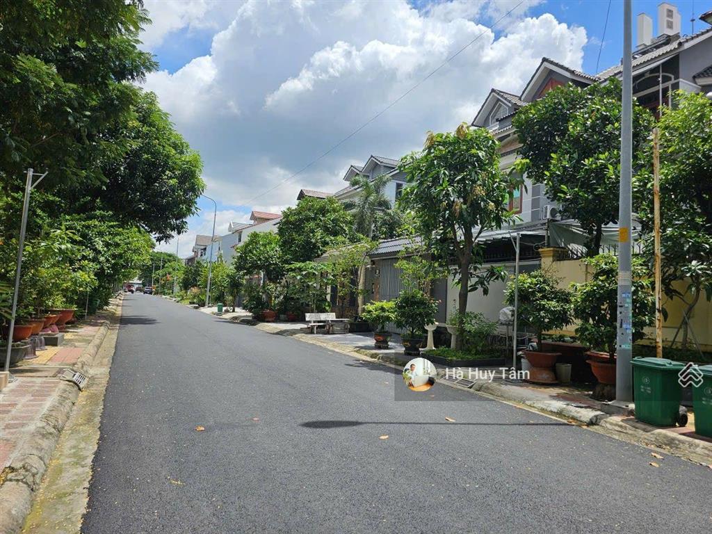 Bán gấp lô đất sổ hồng riêng kdc khang điền, phước long b, quận 9 chỉ 15,5 tỷ/202m2