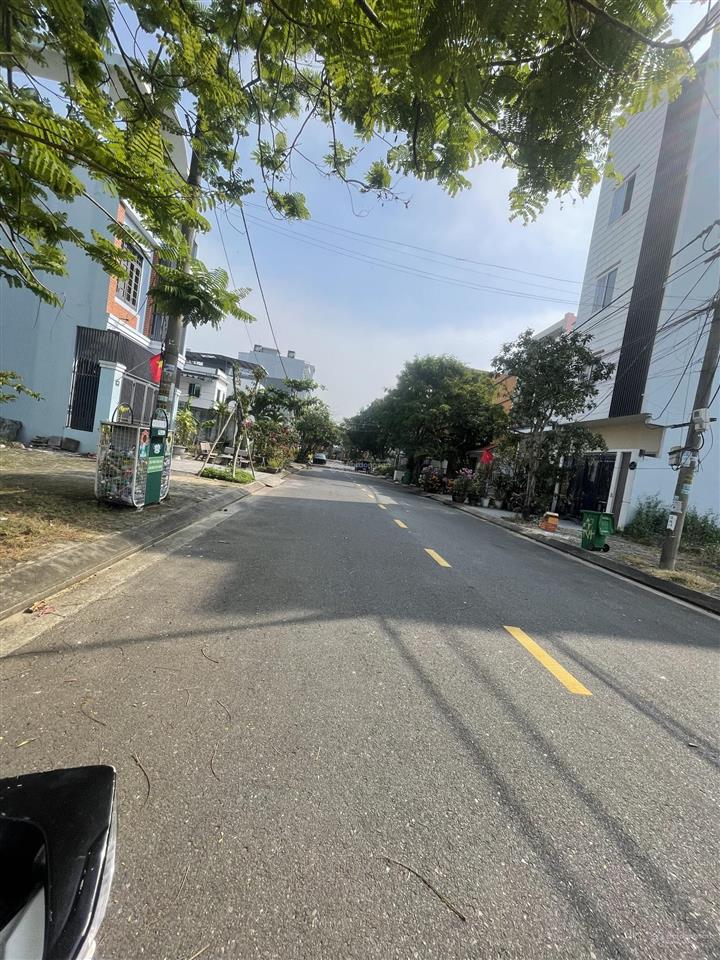 Đất 7m5 sơn thuỷ trương văn hiến 90m2 sạch đẹp 6ty450 h nam