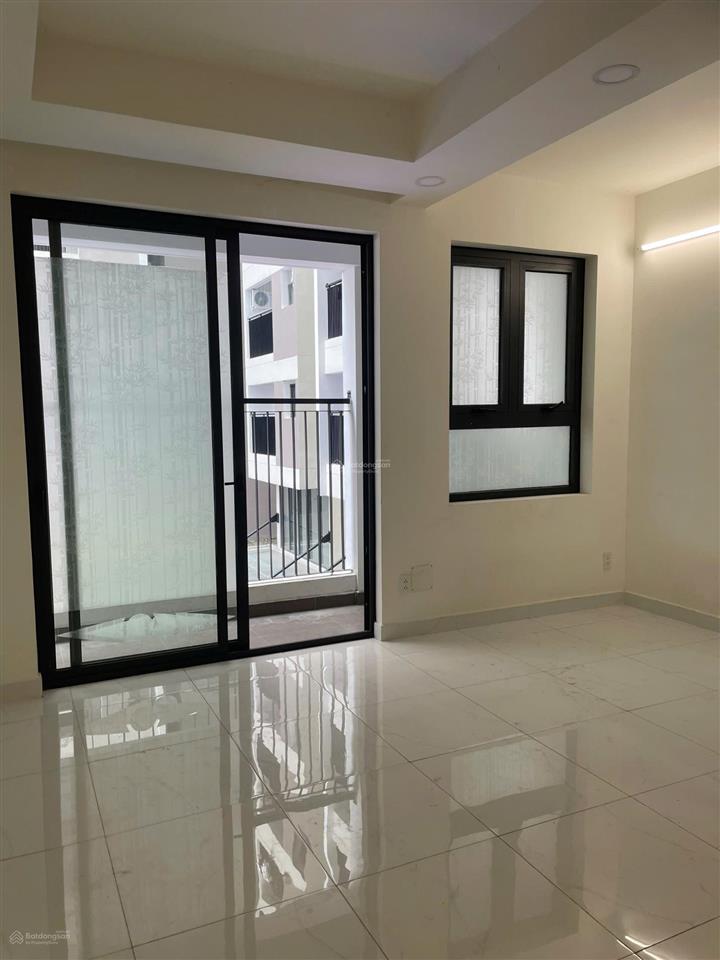 Bán gấp căn hộ 1pn view hồ bơi đẹp osimi phú mỹ