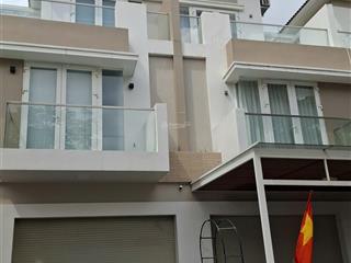Bán nhà mặt tiền đường liên phường, quận 9, giá 25,5 tỷ