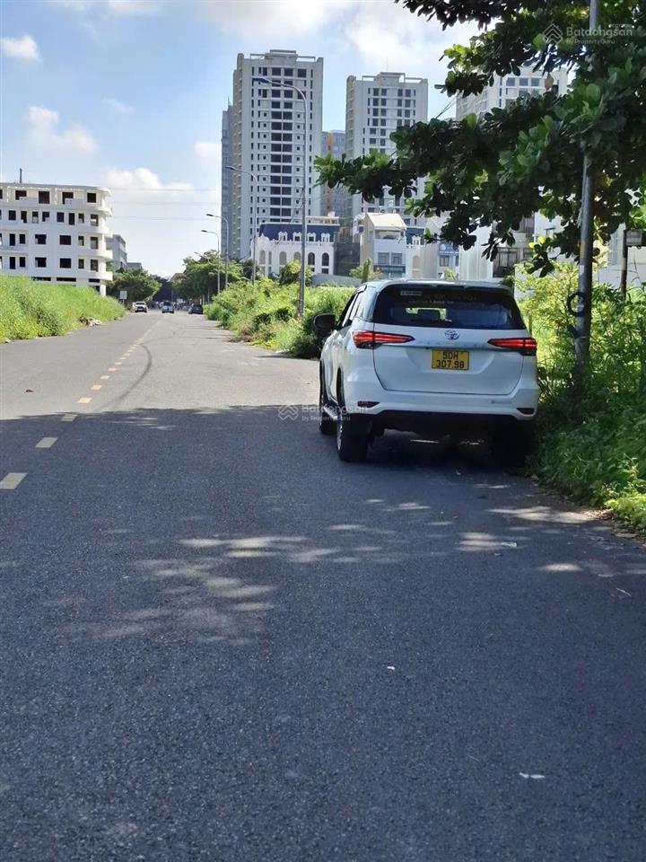 Bán nhà mặt tiền đường 72 thạnh mỹ lợi quận 2 giá 20 tỷ