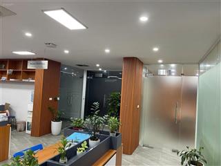 Vị trí đắc địa cạnh vườn hoa lớn, nội thất đẹp, mặt tiền 7m, 4 tầng, khu geleximco chỉ nhỉnh 23 tỷ