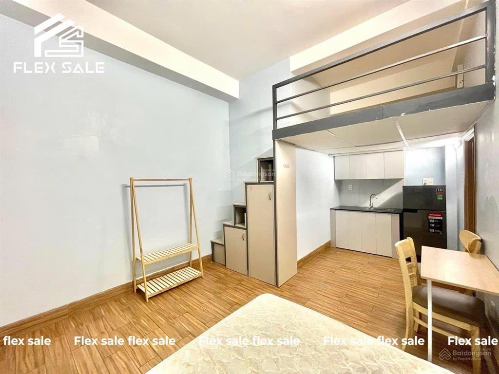 Phòng chdv full nội thất 25m2 có gác  gần hutech, ngoại thương, văn lang  quận bình thạnh.