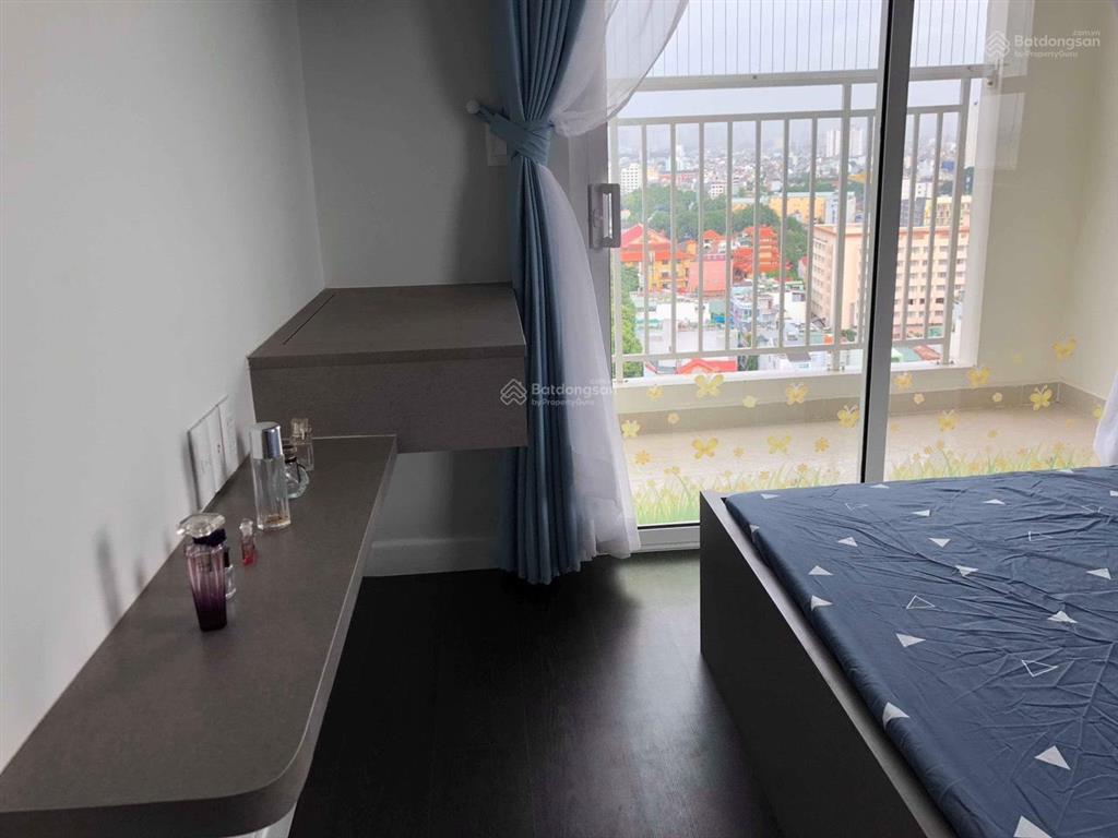 Tôi cần bán căn hộ chung cư ngô gia tự, quận 10, căn 2pn, 2.9 tỷ, thang máy