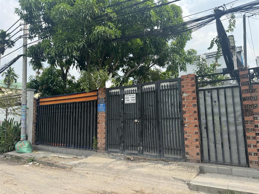 Cho thuê nhà cấp 4 mặt tiền đường 28, linh đông, dt 270m2 giá 20tr/ tháng