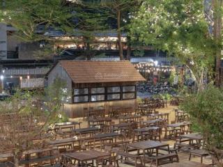 Cho thuê nhà sân vườn mặt tiền trần bạch đằng , 600m2 , ngang 30m , gọi văn phú