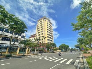 Cho thuê lô góc 3 mặt tiền đường bạch đằng view sông, vỉa hè rộng tới 110m, dtsd 3000m2