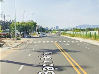 Cho thuê lô đất 2 mặt tiền trước sau đường bạch đằng, 2000m2, ngang 37m, hđ lâu dài, gọi v phú