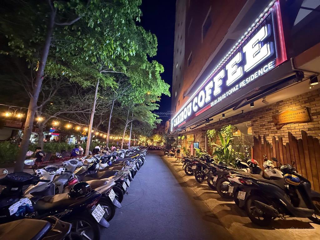 Bán cặp shophouse topaz celadon city mặt tiền siêu khủng 14m đang kinh doanh cà phê cực đông khác