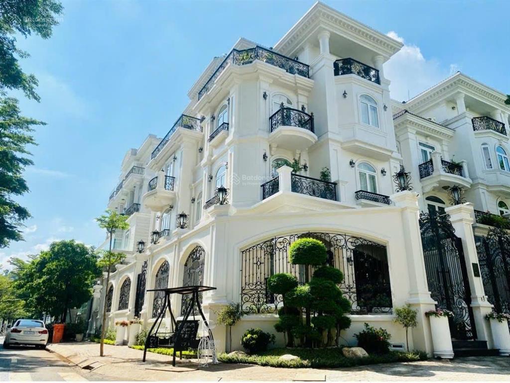 Bán biệt thự đường số 3căn góc 2 mt cityland quận 7, có thang máy + full nt, 10.4x22m giá 60tỷ(tl)