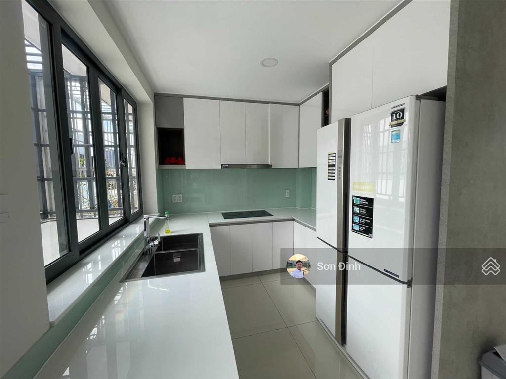Bán gấp căn nhà phố kinh doanh đường d4  dt 5x21m 3 lầu  đường 20m dự án jamona city quận 7