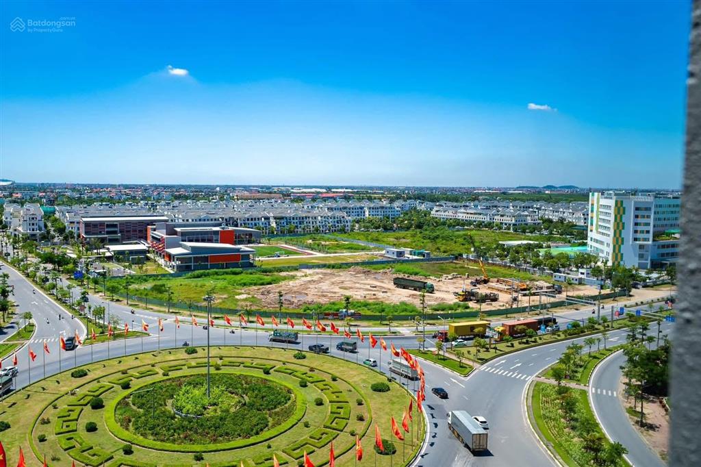 32tỷ lô đất bìa đỏ tmdv hơn 4000m2 lô góc đường 15m ngay cầu rào 1+2+3 vành đai 2 không có lô thứ 2