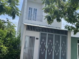 Cần bán căn nhà 1 trệt 1 lầu kdc long hậu nam sài gòn. dt 5m x 18m giá 3.2 tỷ. sổ hồng riêng