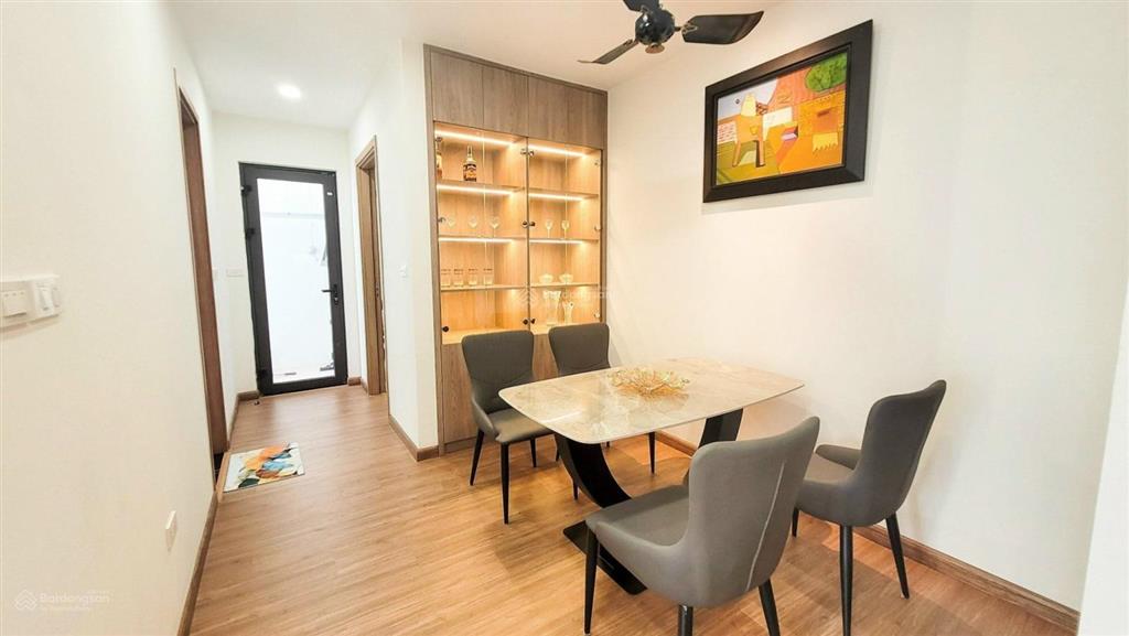 Bán căn hộ le grand jardin sài đồng long biên. 83m2 2 + 1 phòng ngủ. giá 5,85 tỷ(bao thuế phí)