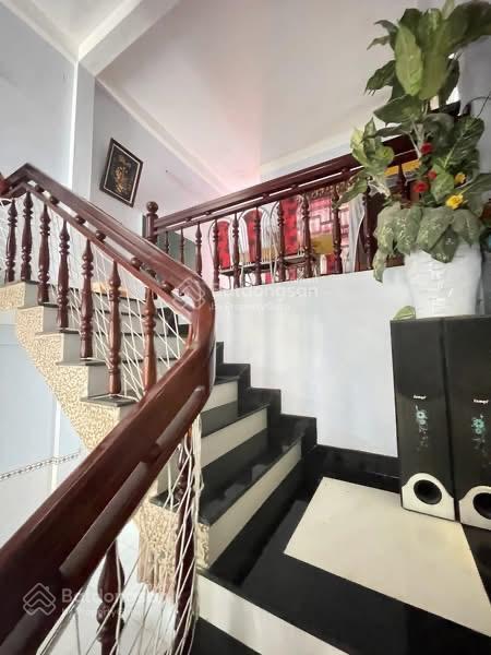 Cần tiền gấp bán nhanh nhà 2 tầng, 100m 2 mặt kiệt ô tô, sát tô hiệu 4.5 tỷ