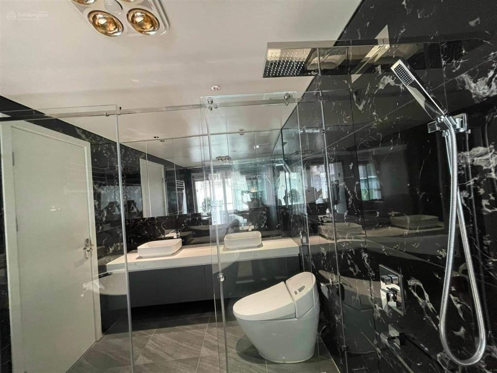 Chủ nhà cần bán gấp biệt thự việt hưng, long biên, mặt phố kd 200m2, mặt tiền 15m, giá 59tỷ