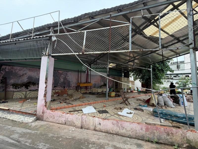 Độc lạ (bán đất không bán nhà) xe tải ngủ trong, ngay quận 10, q11  83m2 chỉ 6 đồng hơn