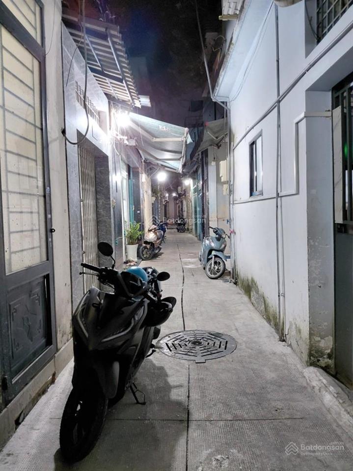 (cực hiếm) bề ngang hơn 5m khu vip bàu cát  vài bước ra hẻm xe hơi  75m2 chỉ 6 tỷ đồng hơn