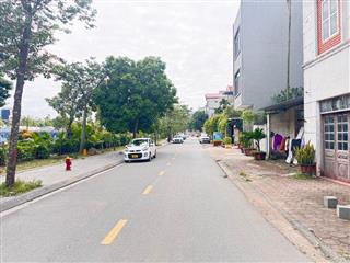 Bán nhà  cao lỗ  đông anh 2 ngay tt huyện đông anh cũ dt 68m2 giá nhỉnh 4x tỷ, ô tô đỗ